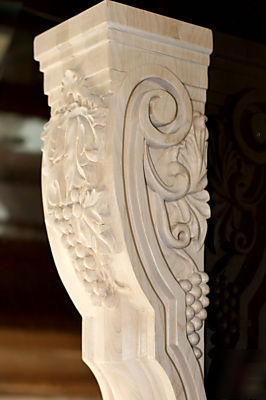 Maple bar corbel 26 inch tall berry design lot M827