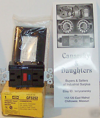 New 1 hubbell GF5252 duplex receptacle 