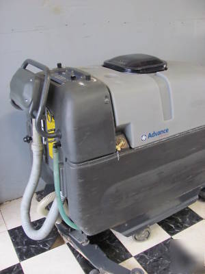 Nilfisk advance cmax 34 automatic floor scrubber
