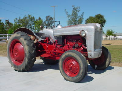 1954 - 1957 ford 640 600 series farm tractor in ca