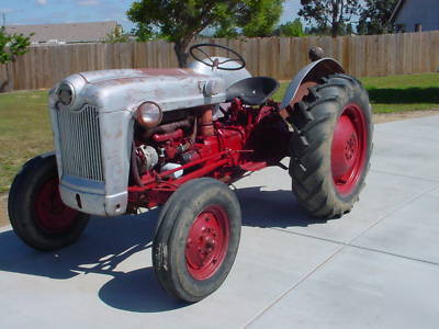 1954 - 1957 ford 640 600 series farm tractor in ca