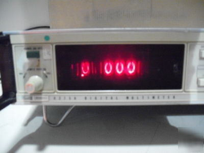 Fluke digital voltmeter model: 8375 a