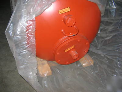 Bell & gossett B200 pressured expansion tank (asme)