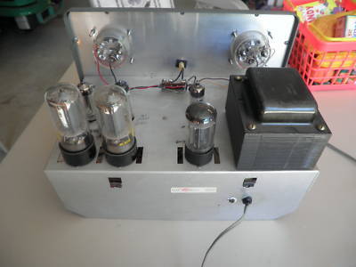 Eico MODEL1030 regulated tube-type power supply