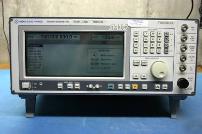 Rohde schwarz SMIQ03B rf generator with fading -loaded-