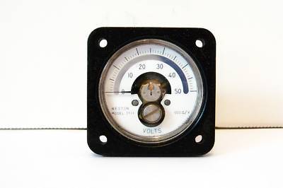 Weston 0-50 d.c. volts small panel meter 3911 dc works 