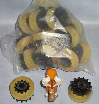 Lot of 20 neoprene rubber roller SPROCKETS________SS3.1