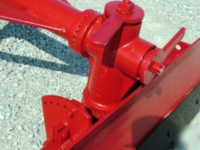 Farmall 300 fast hitch ih tractor.
