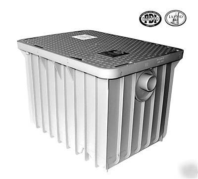 100 lb 50 gpm canplas endura grease interceptor 3950A04