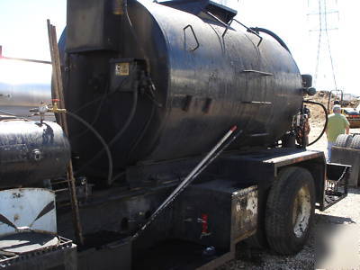 Sealcoat truck 1500 gallon tank