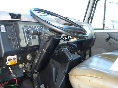 Sealcoat truck 1500 gallon tank