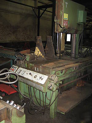 Doall tf-2021 metal bandsaw