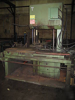 Doall tf-2021 metal bandsaw