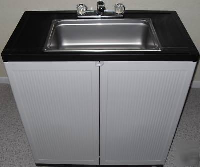 Self contained portable handwash sink with cold water