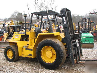 Sellick sd-80 roughterrain forklift 8000 cap.