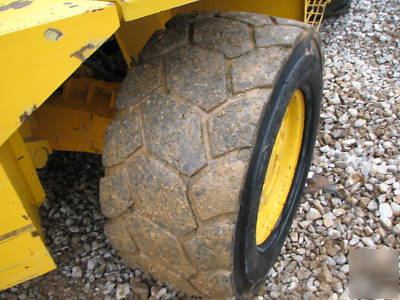Sellick sd-80 roughterrain forklift 8000 cap.
