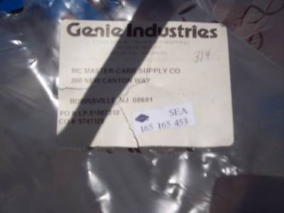 New genie manual gl-8 material lift 10FT 400LBS brand 