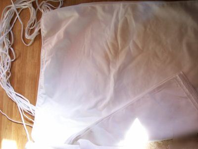 New lot of 5 white cot/poly long waist aprons tie on