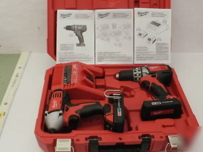 New milwaukee tool 2691-22 drill//impact drivers kit 1M
