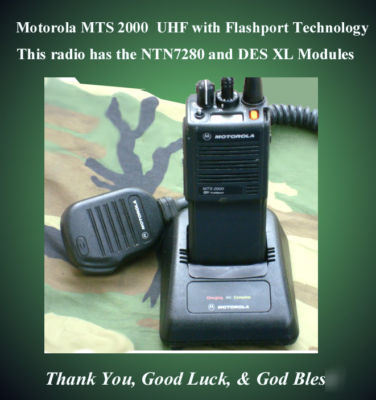Motorola uhf 48 ch MTS2000 radio w/extra's & extra nice