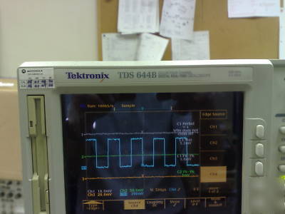 Tektronix TDS644B 500MHZ 2.5GS/s digi real time scope