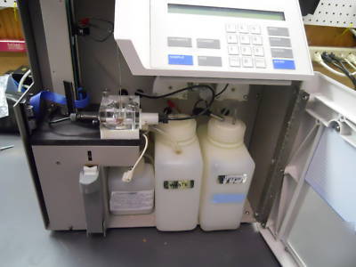 Ysi 2700 select biochemistry analyzer /glucose lactate 