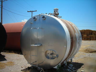 3000 gallon howard stainless holding tank
