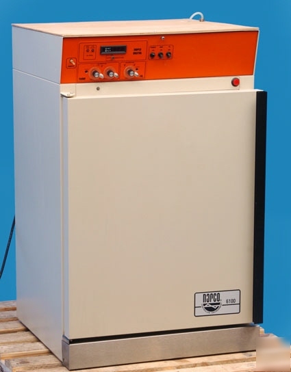 Napco 6100 controlled envirnment CO2 incubator