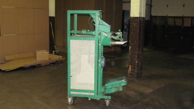Auger type valve bag packer by stone container