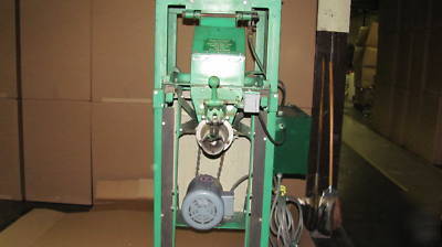 Auger type valve bag packer by stone container