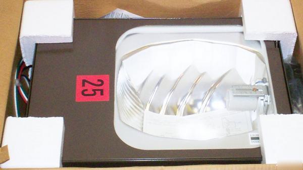 Ge flood lamp light 400 luminaire light source ballast 