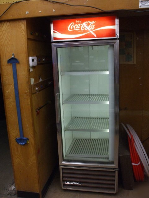 True 1 door coke cooler