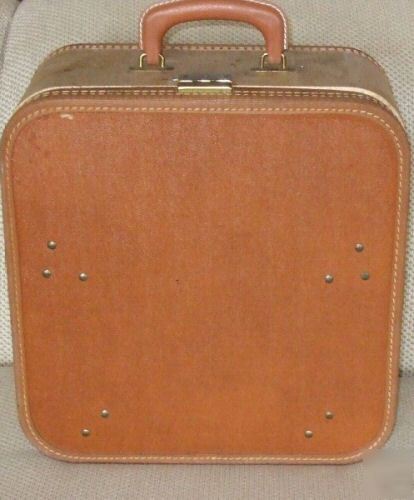 Underwood golden touch universal typewriter - quiet tab