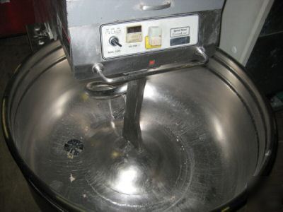 3 phase 208V, moline machinery spiral dough mixer 6480 