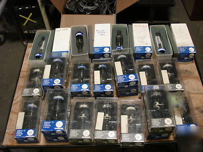 Large lot of 22 visimax ii hollow cathode lamps
