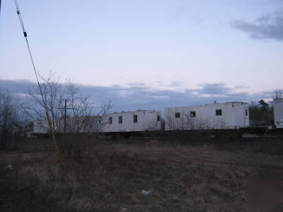Mobile bunk housing