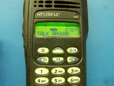 New motorola HT1250 ls+ uhf 450-512 in box 