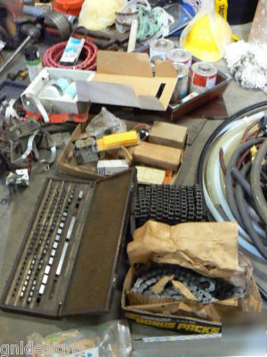 Rolling folding wire container w/commercial goods lot 