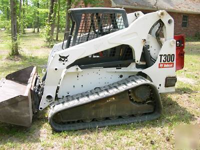 07 bobcat T300, hi flow, pwr bob tach, low hours, clean