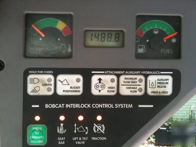 07 bobcat T300, hi flow, pwr bob tach, low hours, clean