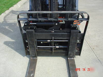 2005 toyota 6500# capacity lift only 3441 original hour