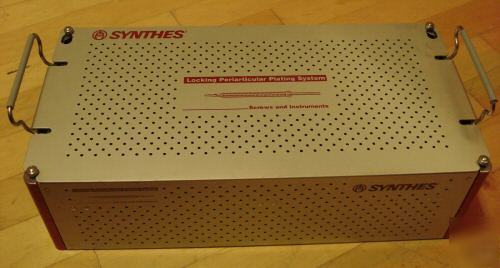 Synthes 105.210 locking periarticular plating system 