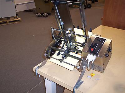 Streamfeeder SC1250 batch count friction feeder