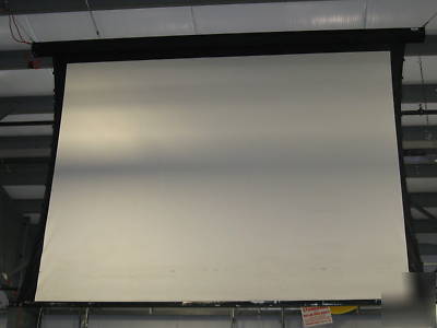 Da-lite cosmopolitan 9X12 fp electric video screen