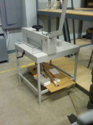 Ideal 4700 production paper cutter