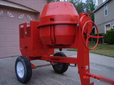 Cement mixer - heavy duty
