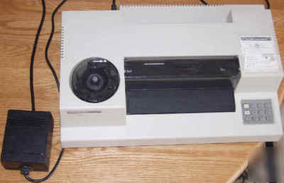 Hp color pro plotter model 7440A