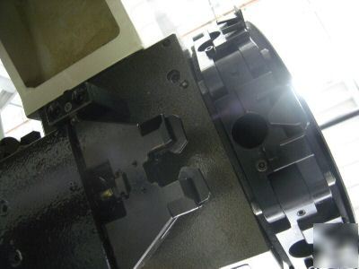 System 3R robomatic 16 tool changer edm makino machine