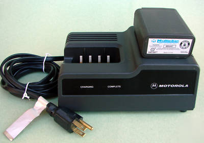 Used motorola MT1000,HT600,P200 charger & used battery