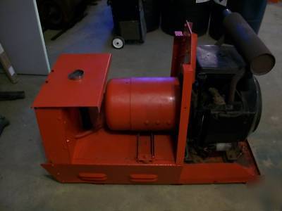 Onan gasoline powered 3 phase 115/230 volt generator